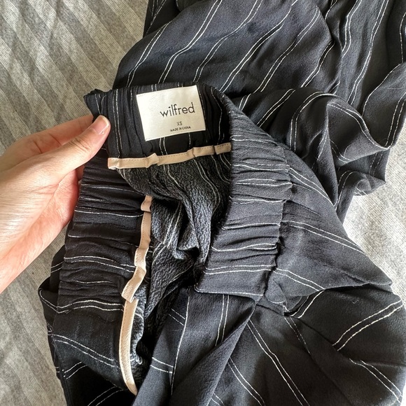 Aritzia wilfred pants - Picture 4 of 4